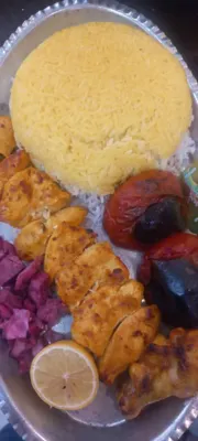 رستوران در نمک آبرود
