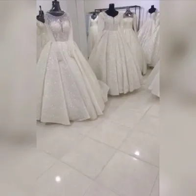 دارای مزون عروس نگین