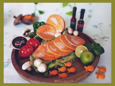 کالباس چیکن پارما