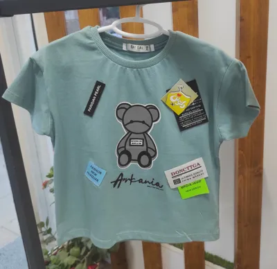 پوشاک دخترانه و پسرانه با قیمت مناسب