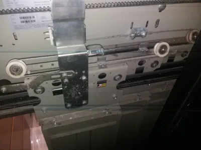 سر درب اتومات یاران