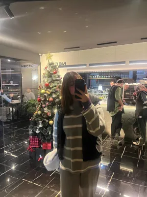 روژان محمدیان