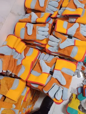 خرید لباس کار در اهواز 