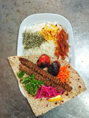 چلو کباب کوبیده