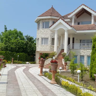 اجاره ویلا شیک با قیمت مناسب