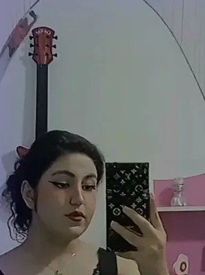 شادی احمدی