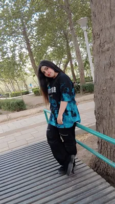 شادی احمدی