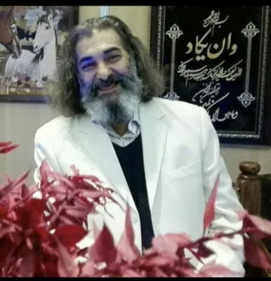 استاد محتشم پدر طب سنتی ایران

اعضای تیم چکاب در منزل 