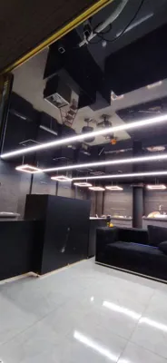 لاکر آیینه ای مشکی در اصفهان