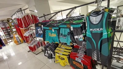 تاپ و شورتک ورزشی