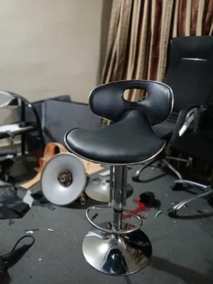 تعمیرات صندلی اداری و خانگی گردان و ثابت در کرج