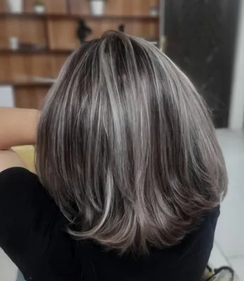 ندا طرفی زاده