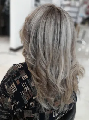 ندا طرفی زاده