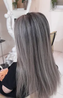 ندا طرفی زاده