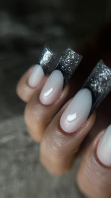 طراحی ناخن فرنچ