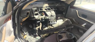 عیب‌یابی برق و فیوز خودرو