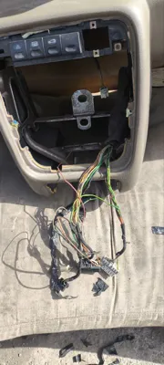 تعمیر برد الکترونیکی خودرو