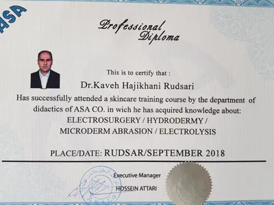 دکتر کاوه حاجی خا نی