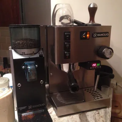 تعمیرکار قهوه ساز در خمینی شهر