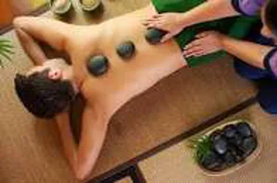 ماساژ سنگ داغ در اصفهان&nbsp;