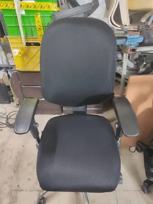 تعمیر صندلی اداری در تهران