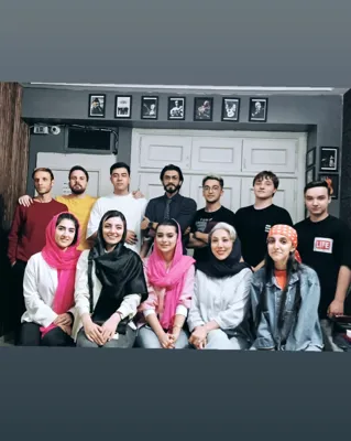 مدرس صداسازی و خوانندگی توسط استاد فرزین بدیهی در مشهد