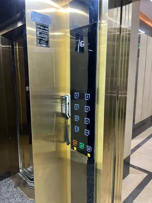 اسانسور در پرديس