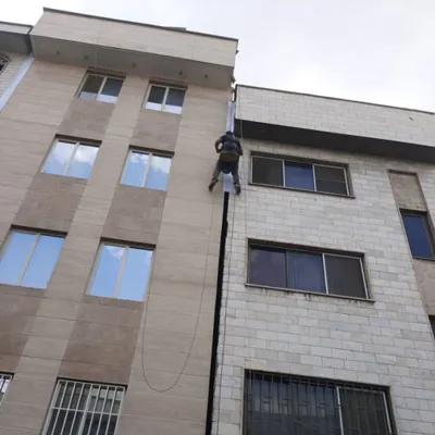 پیچ و رولپلاک نما در کرج