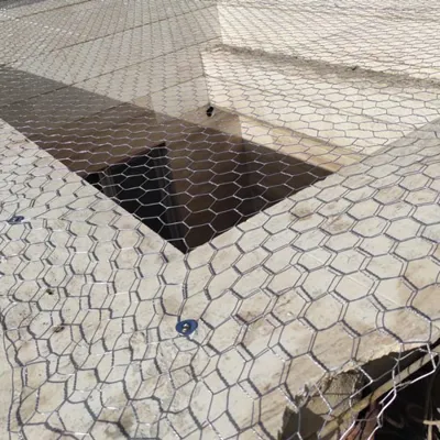 پیچ و رولپلاک نما در کرج