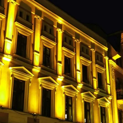 پیچ و رولپلاک نما در کرج