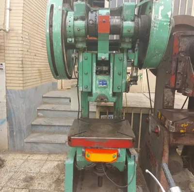 فروش دستگاه پرس در اصفهان