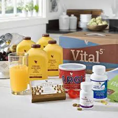 بسته حیاتی ویتال 5 با نوشیدنی فریدام | Vital 5 Pak With Forever Freedom

بسته حیاتی ویتال 5 با نوشیدنی فریدام فوراور (Vital 5 Pak with Freedom) یک مجموعه جامع از محصولات تغذیهای است که به بهبود سلامت عمومی بدن کمک میکند