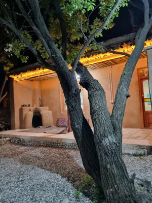 اتاق با ایوان