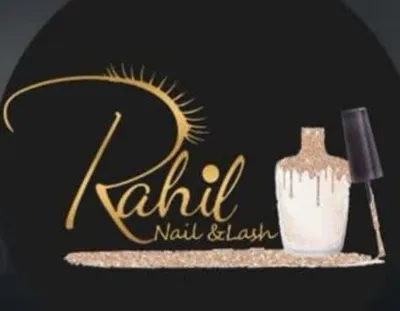 سالن کاشت ناخن در اصفهان