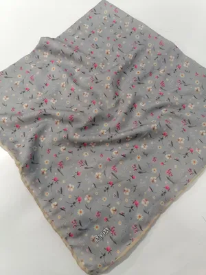 روسری نخی دور دست دوز