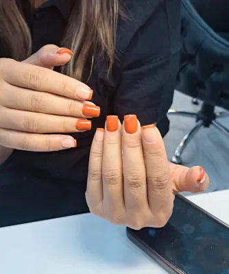 بهترین ناخن کار در ‌پونک 