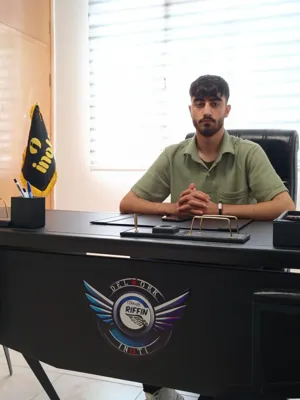 هادی مولایی 