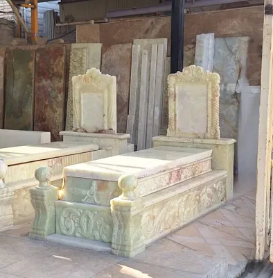 سنگ قبر در اصفهان