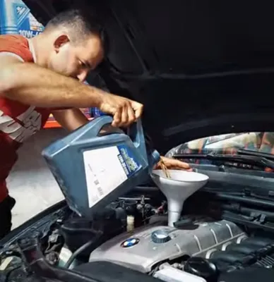 تعمیرگاه ماشین