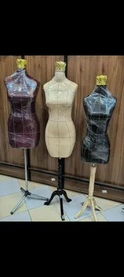 مانکن ویترینی مخصوص لباس زنانه در اهواز