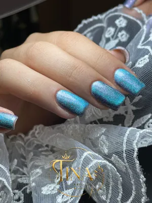 کاشت ناخن و ترمیم ناخن حرفه‌ای