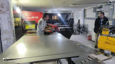 ساخت شومینه برقی در کارگاه