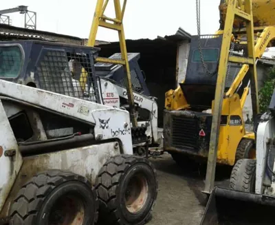 تعمیر مینی لودر بابکت