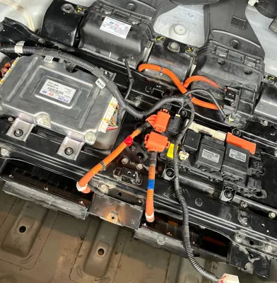 تعمیر خودرو هیبرید اصفهان