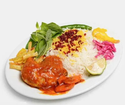 چلو مرغ زعفرانی( سینه )_2,350,000ریال توضیحات : یک عدد سینه مرغ زعفرانی350 تا 400 گرم_ برنج 380 گرم _ دورچین