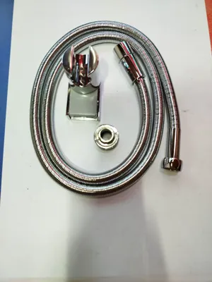 شیلنگ توالت تمام برنج ریز بافت تمام کش پایه گردون قلاب با بالاترین متریال بازار 
جهت ثبت سفارش با ما تماس بگیرید.
09367924374