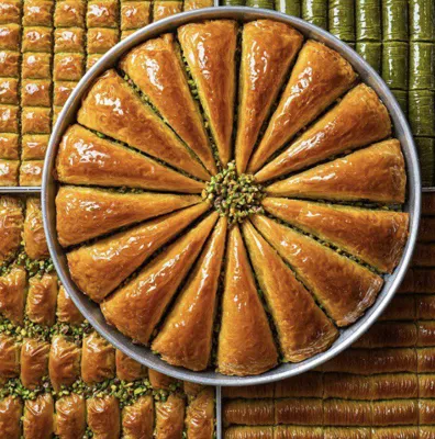 آموزش باقلوا استانبولی با مدرک بین المللی در اصفهان