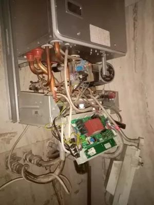 تعمیر برد الکترونیکی پکیج در فردیس