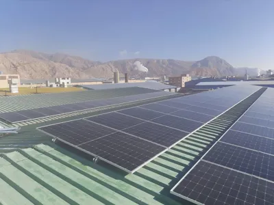 نیروگاه های خورشیدی در اصفهان