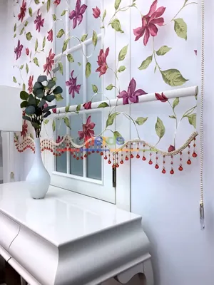 پرده طرح دار اتاق